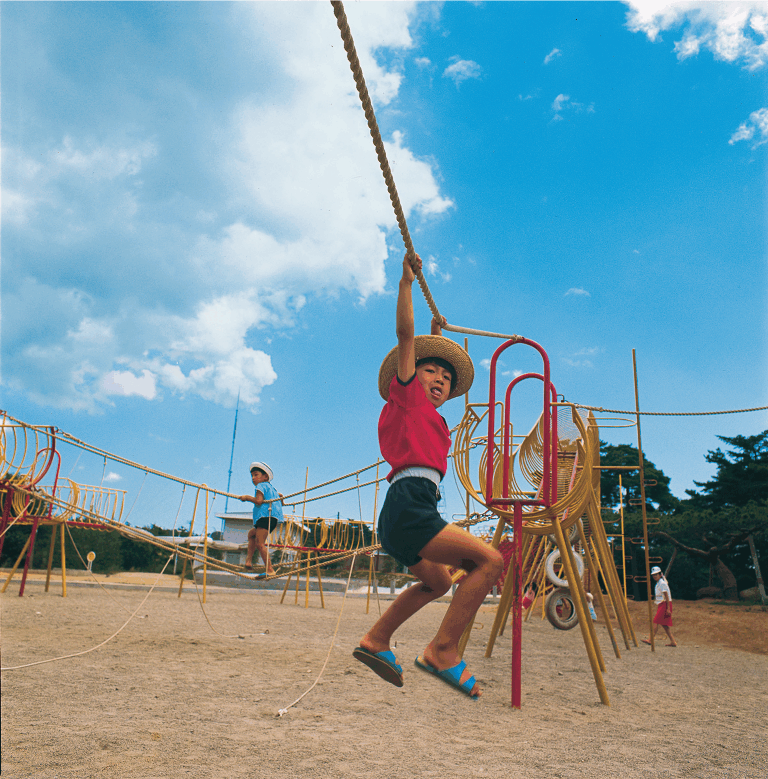 Mitsuru Senda, Giant Path Play Structure, Mukoyama Children’s Park Sendai, Miyagi Prefecture, 1969. Photo Yoshio Shiratori. Courtesy Environment Design Institute, Tokyo & The Playground Project Mitsuru Senda, Giant Path Play Structure, Mukoyama Children’s Park Sendai, Miyagi Prefecture, 1969. Photo Yoshio Shiratori. Courtesy Environment Design Institute, Tokyo & The Playground Project