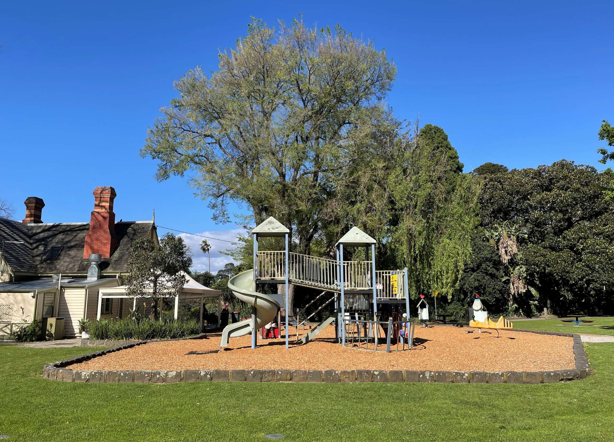 QPW Playground to east 1